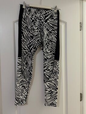 Nike Black & White Zebra Print Leggings